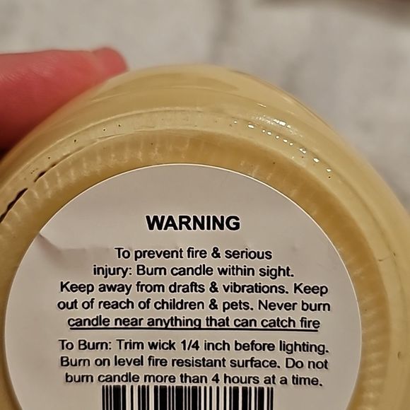 Candles Monkey Farts 100% natural soy wax - Picture 5 of 5